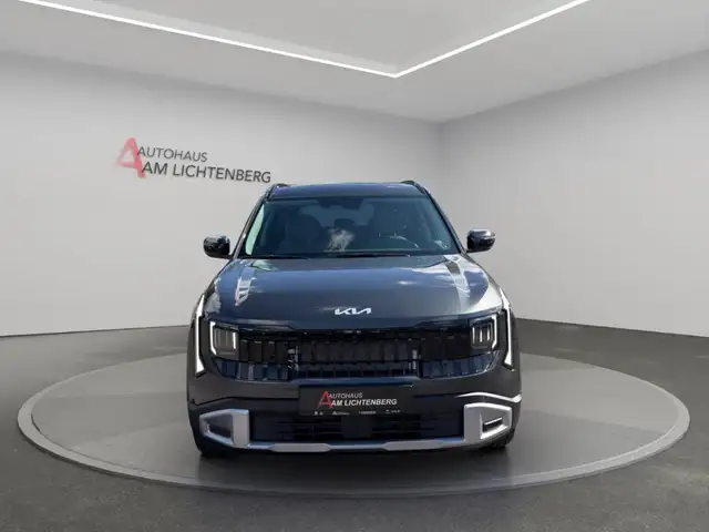 Kia Seltos view 3