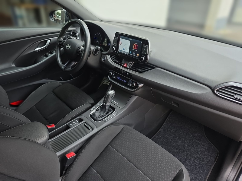 Hyundai i30 1.4 T-GDI N Line Navi Tempomat Sitzheizung — photo 14