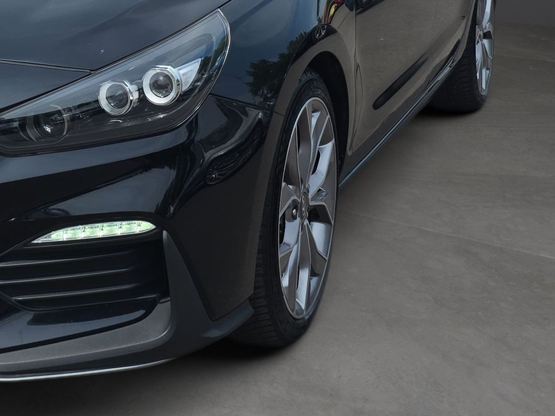 Hyundai i30 1.4 T-GDI N Line Navi Tempomat Sitzheizung — photo 8