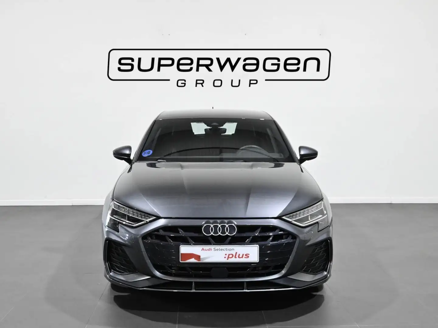 Audi A3 Sportback 40 TFSIe S line S tronic Gris - 2