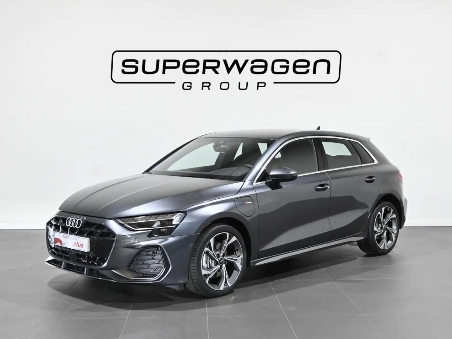Audi A3 Sportback 40 TFSIe S line S tronic Gris - 1