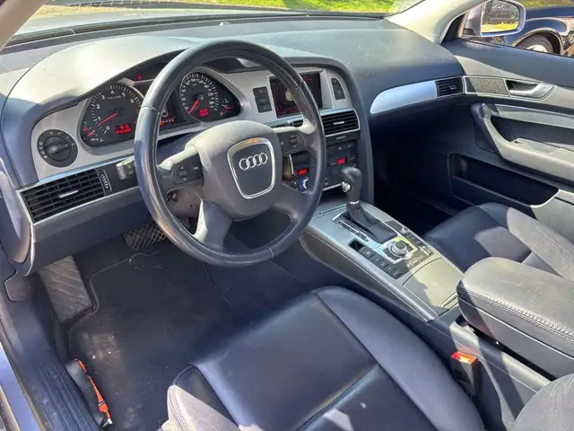 Audi A6 view 12