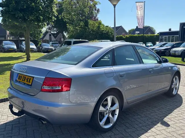 Audi A6 view 6