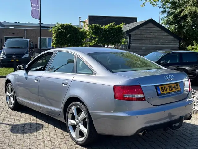 Audi A6 view 8