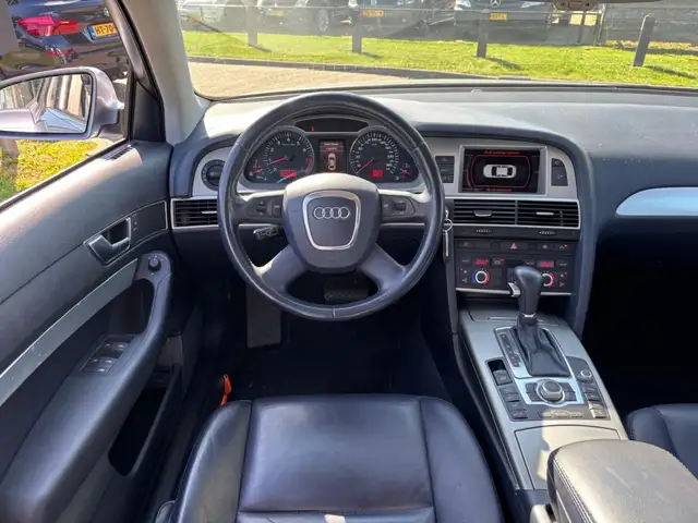 Audi A6 view 9