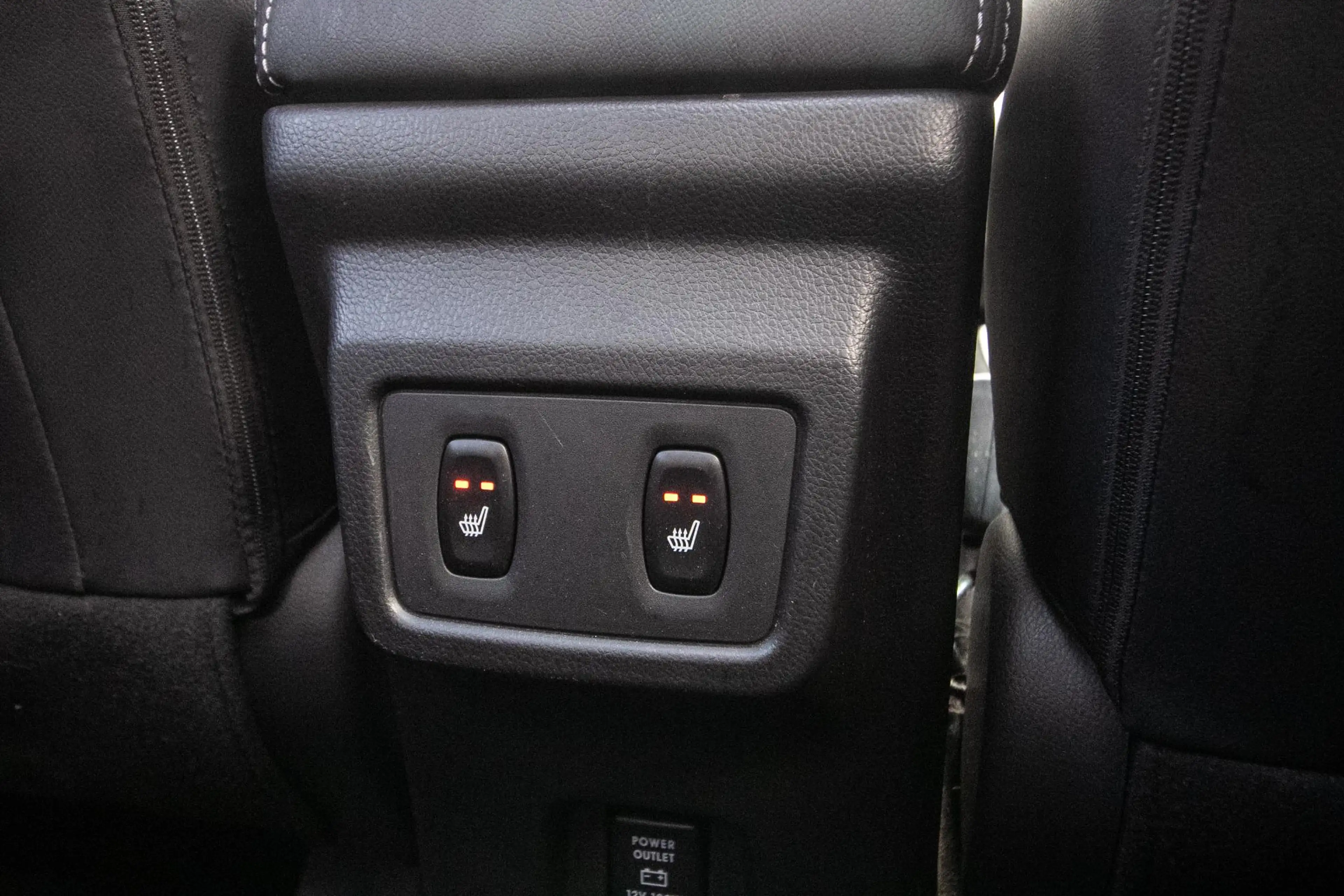 Mitsubishi Eclipse Cross 2.4 PHEV Prestige - Schuif/kanteldak | Stoel + stu — photo 8