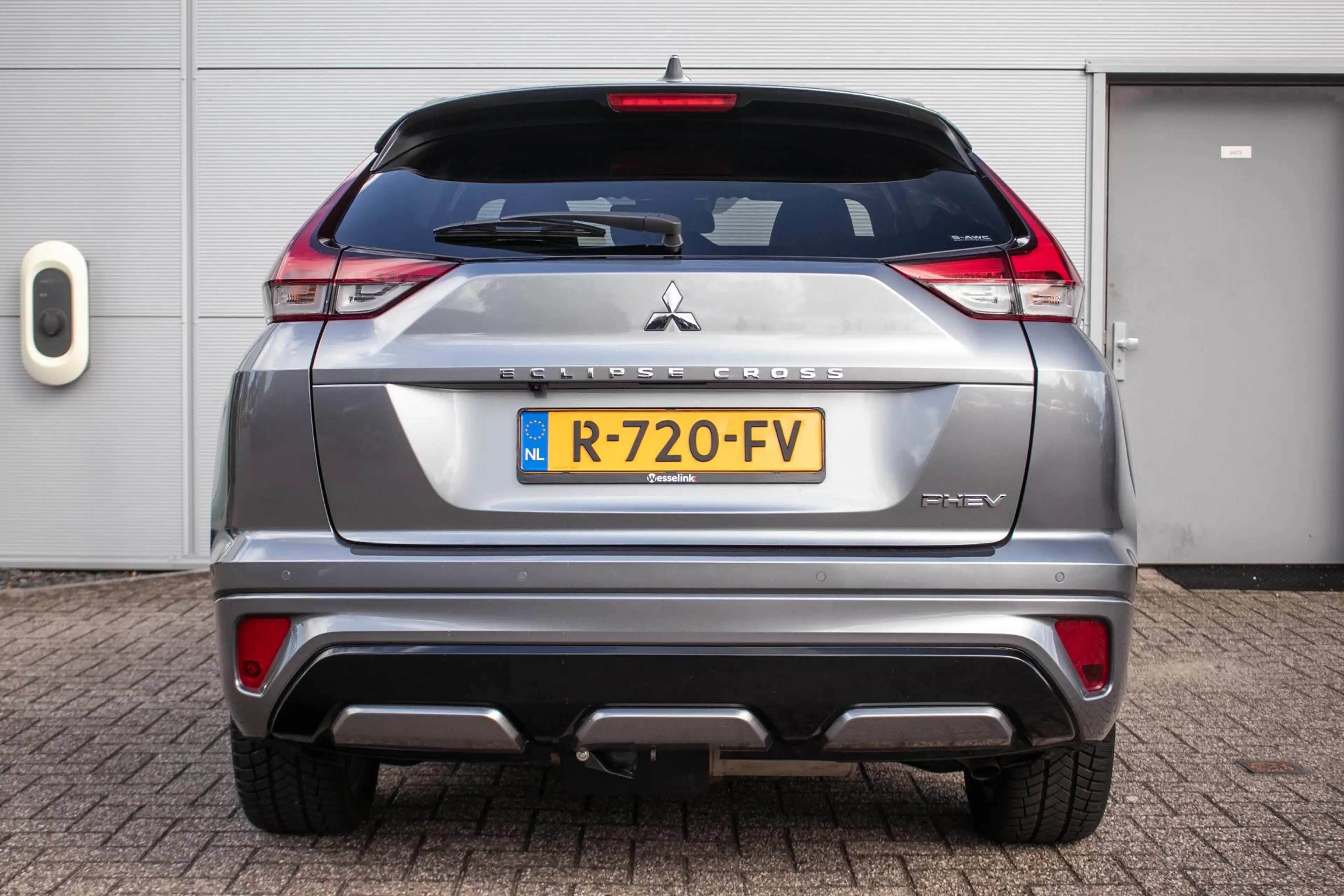 Mitsubishi Eclipse Cross 2.4 PHEV Prestige - Schuif/kanteldak | Stoel + stu — photo 10