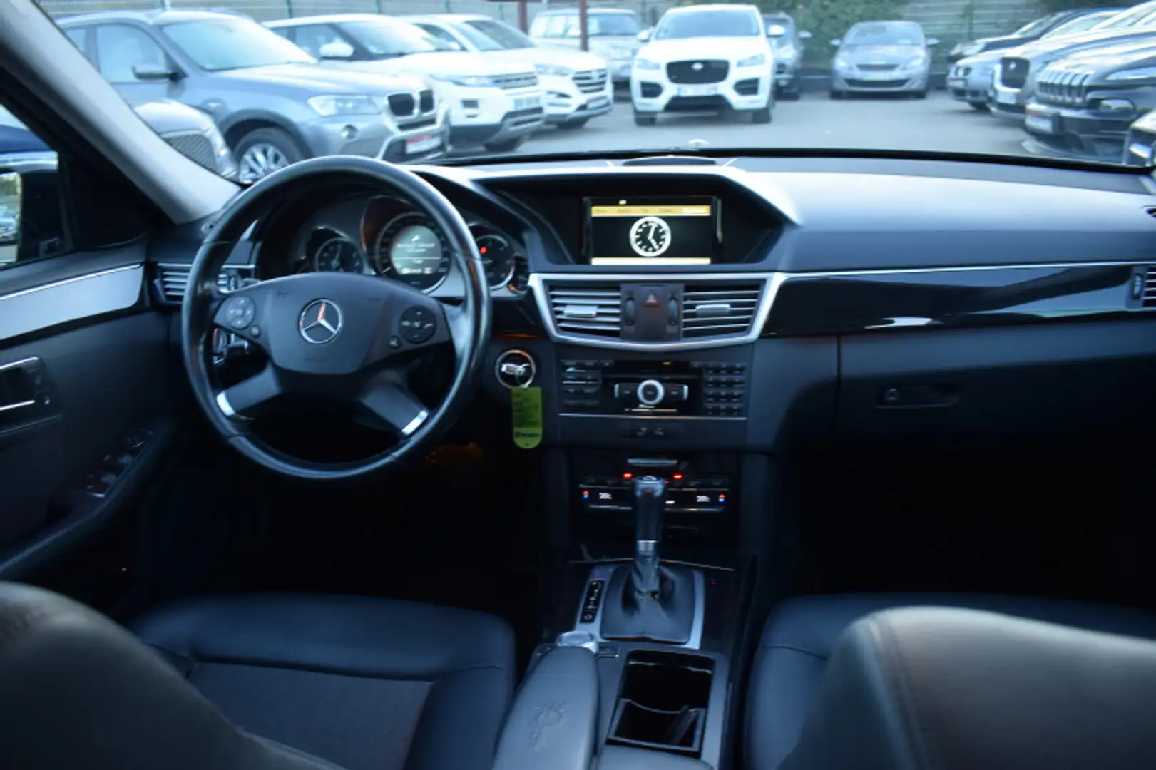 Mercedes-Benz E 250 250 CDI BE AVANTGARDE EXECUTIVE BA Schwarz - 2