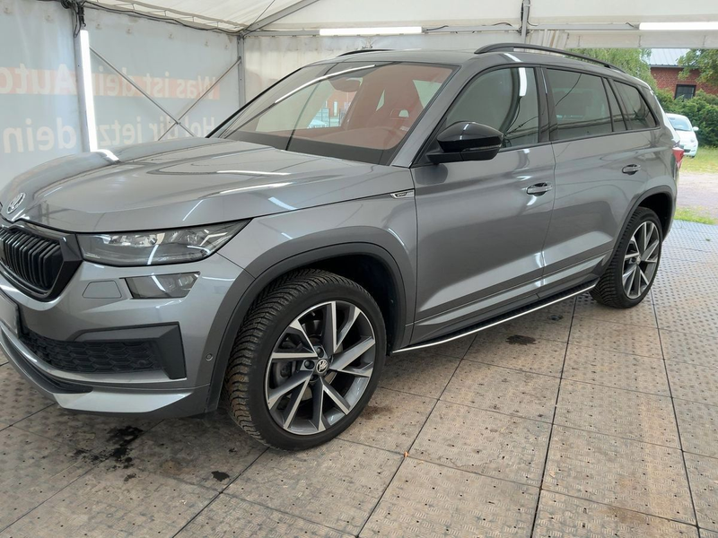 Skoda Kodiaq Sportline 4x4 Panoramad.+7Sitze+Standhzg.