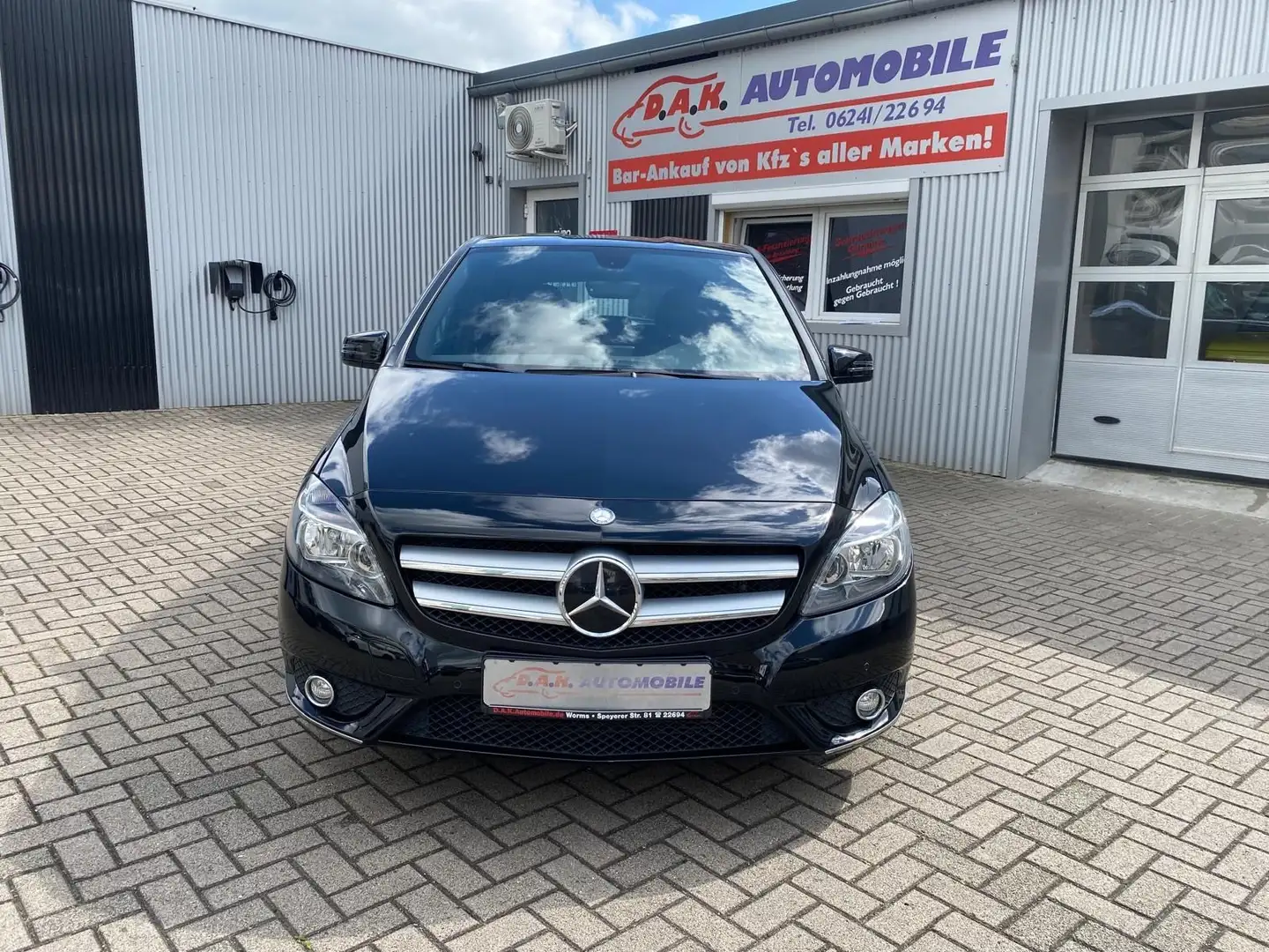 Mercedes-Benz B 180 B -Klasse 2.Hand+89TKM+Navi+PDC+SHZ+LED Noir - 2