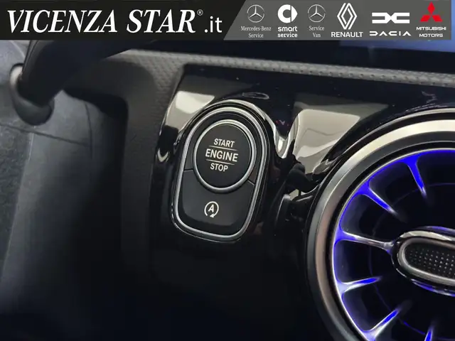 Mercedes-Benz Cla view 11