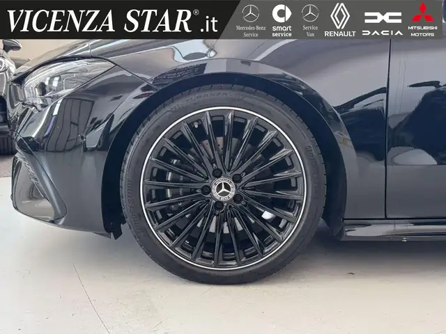 Mercedes-Benz Cla view 3