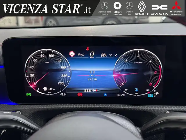 Mercedes-Benz Cla view 8
