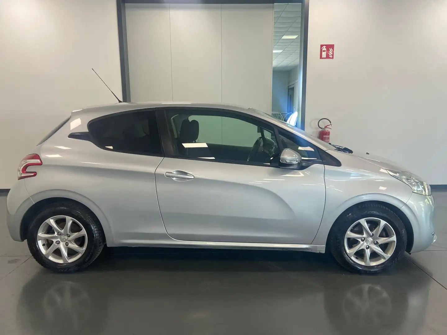 Peugeot 208 208 I  3p 1.4 vti 16v Allure gpl 95cv Argent - 2