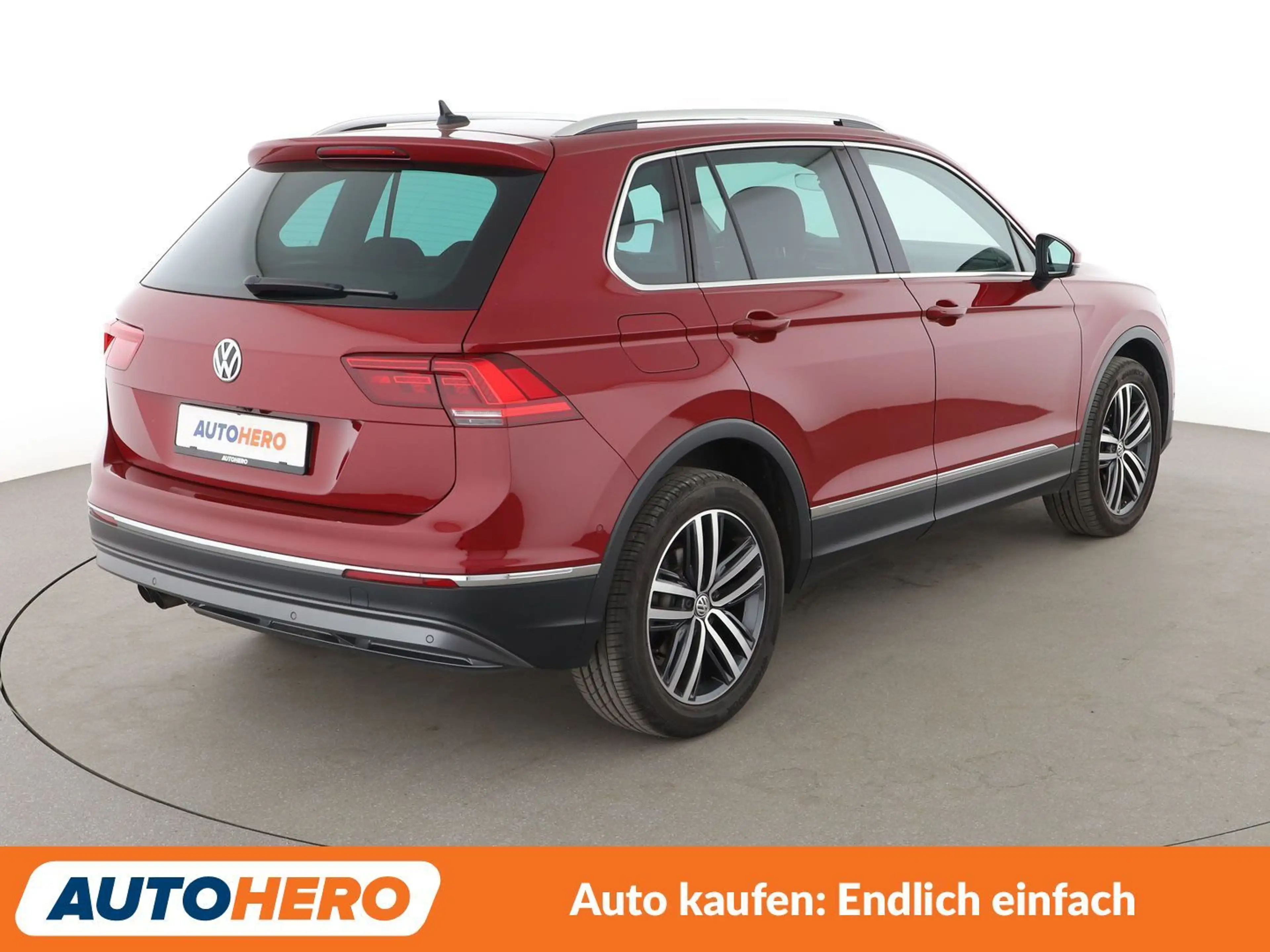 Volkswagen Tiguan 2.0 TDI Highline 4Motion BMT Aut.*NAVI*HUD*LED* — photo 6