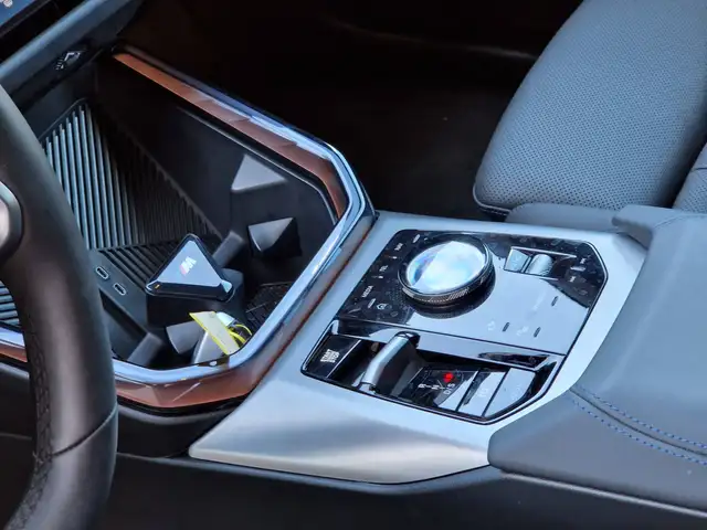 BMW X3 view 12