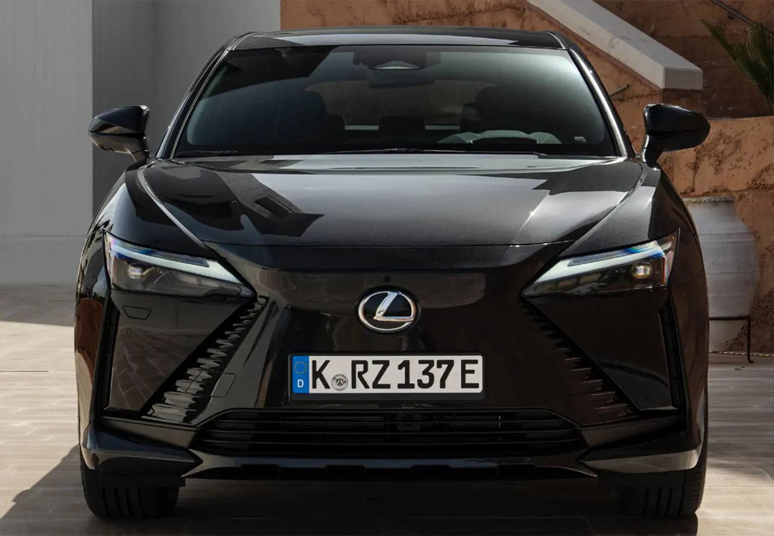 Lexus RZ 350e e-Premium Efficiency FWD - 1