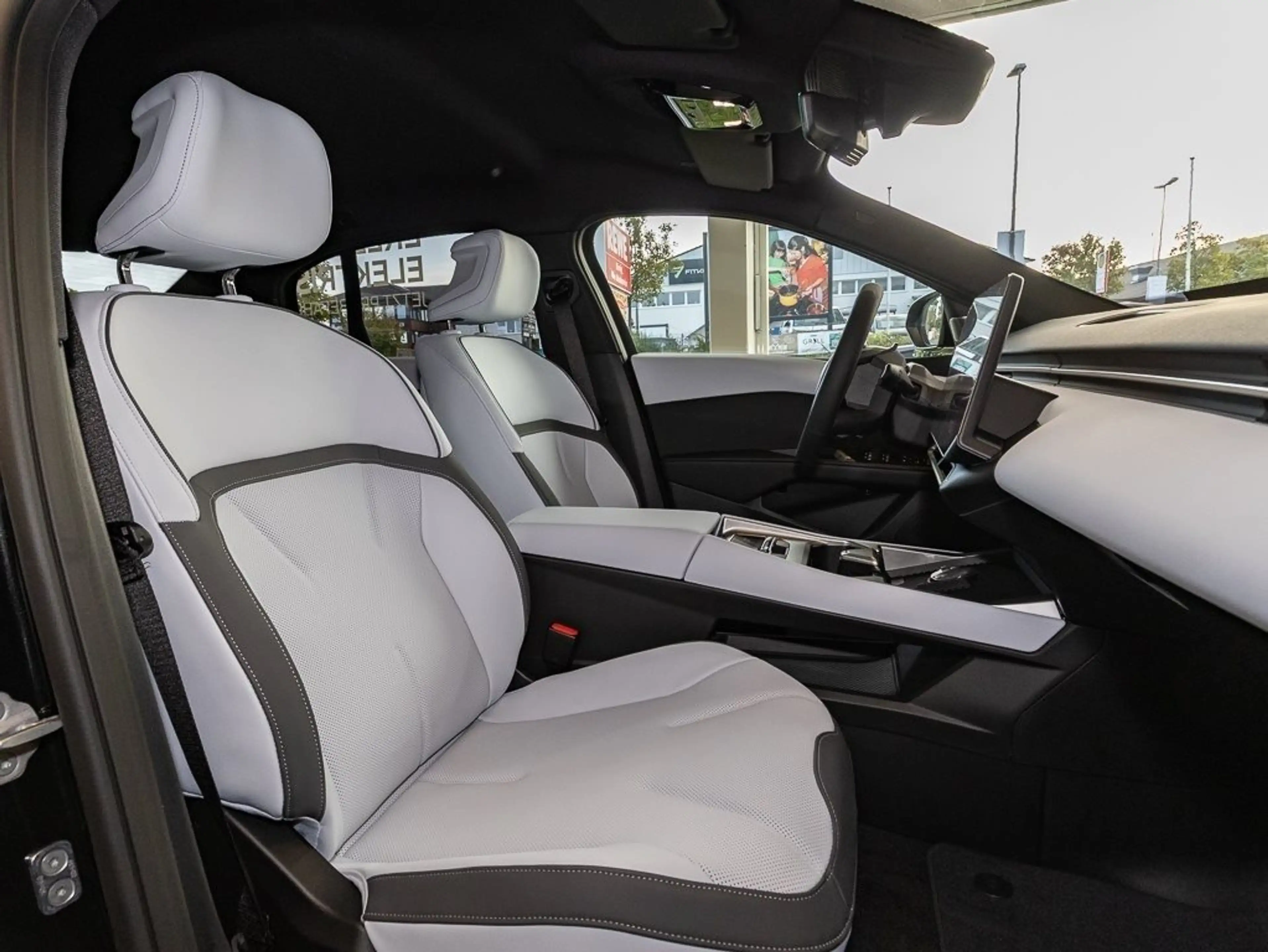 BMW i3 50 xDrive Limousine M Sport HUD Standh. DAB — photo 12
