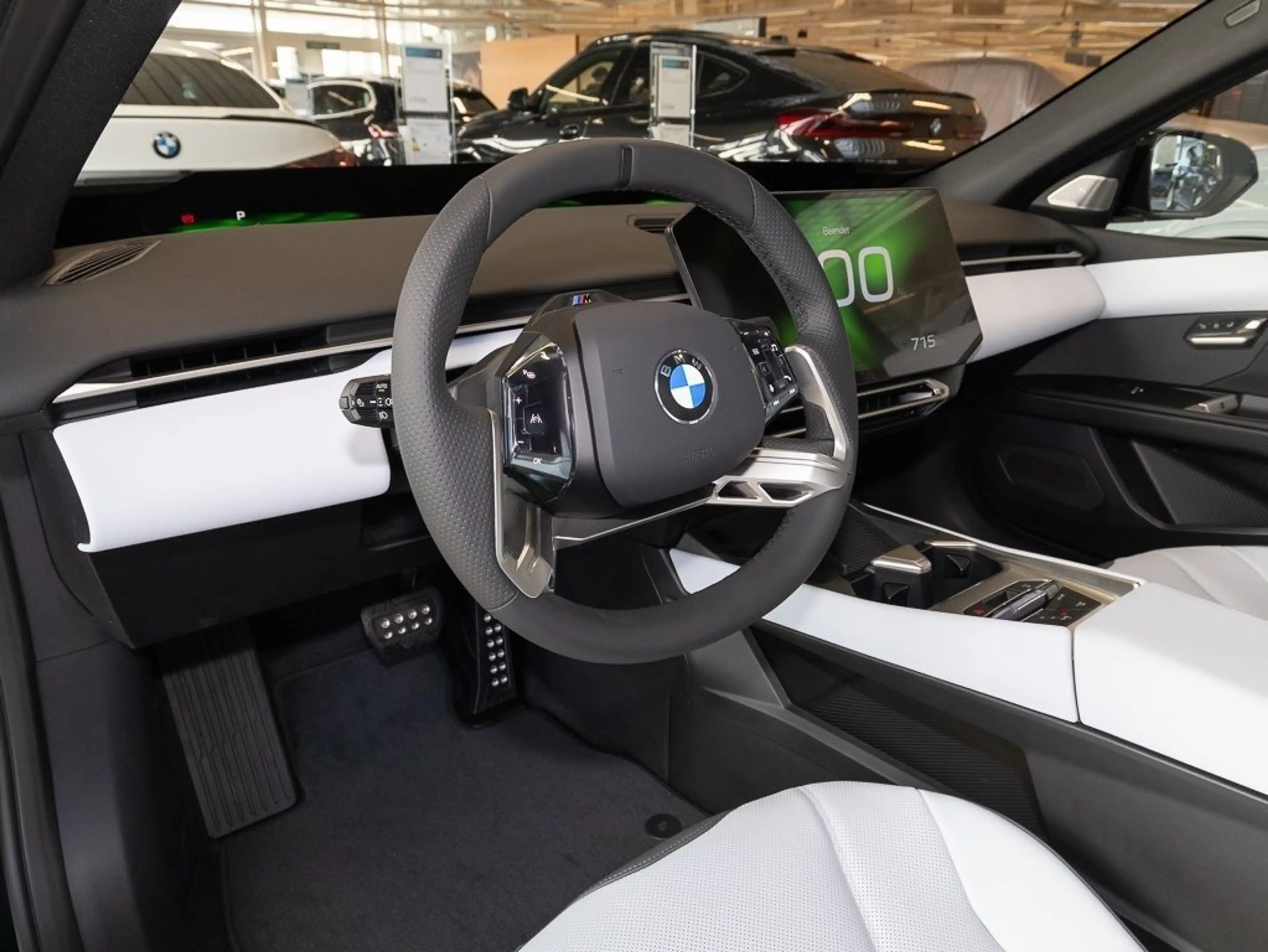 BMW i3 50 xDrive Limousine M Sport HUD Standh. DAB — photo 4
