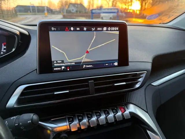 Peugeot 5008 view 14