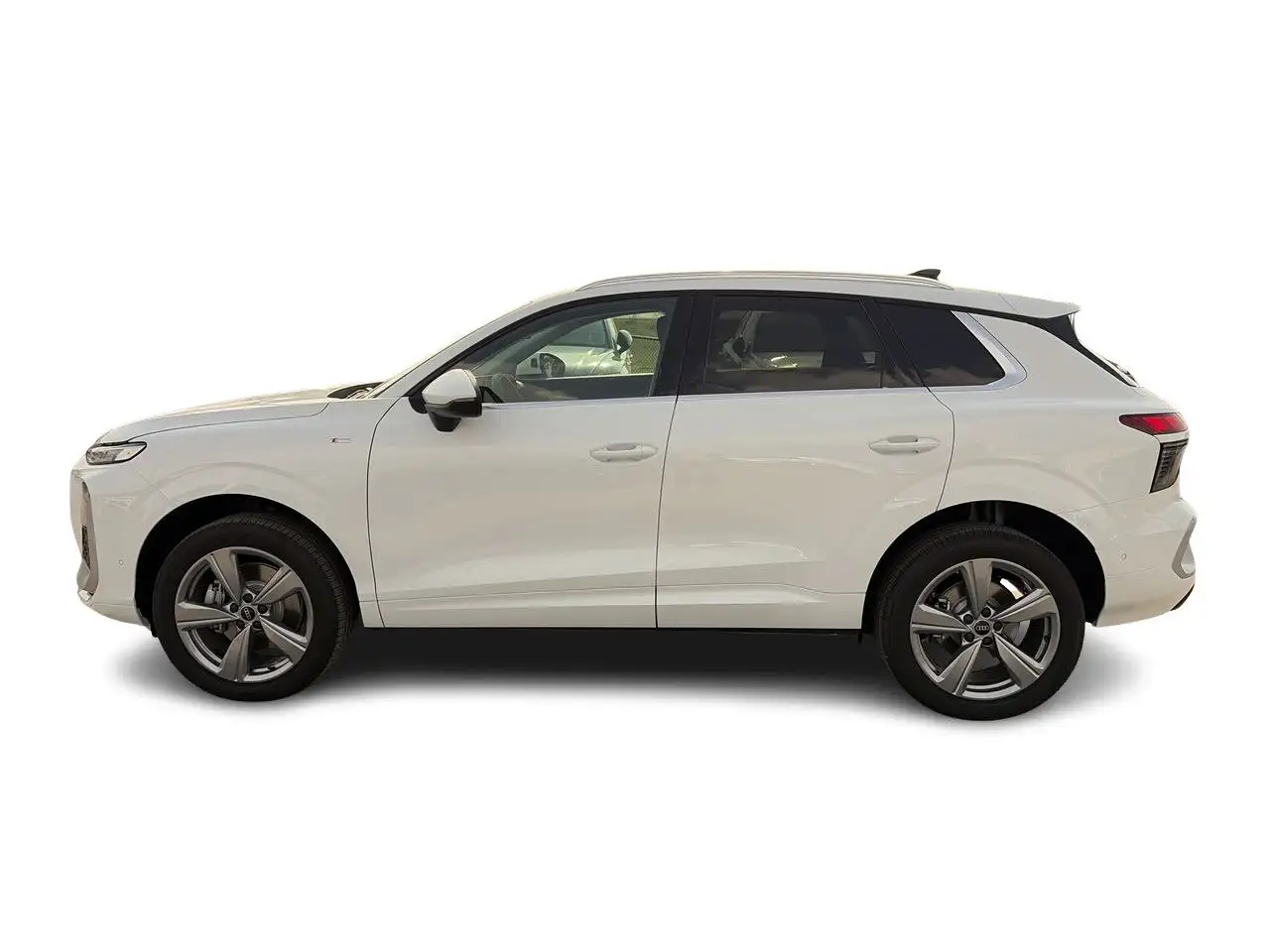 Audi Q3 снимка Audi Q3