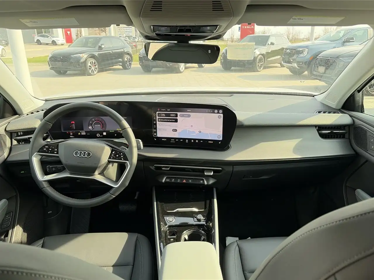 Audi Q3 снимка Audi Q3