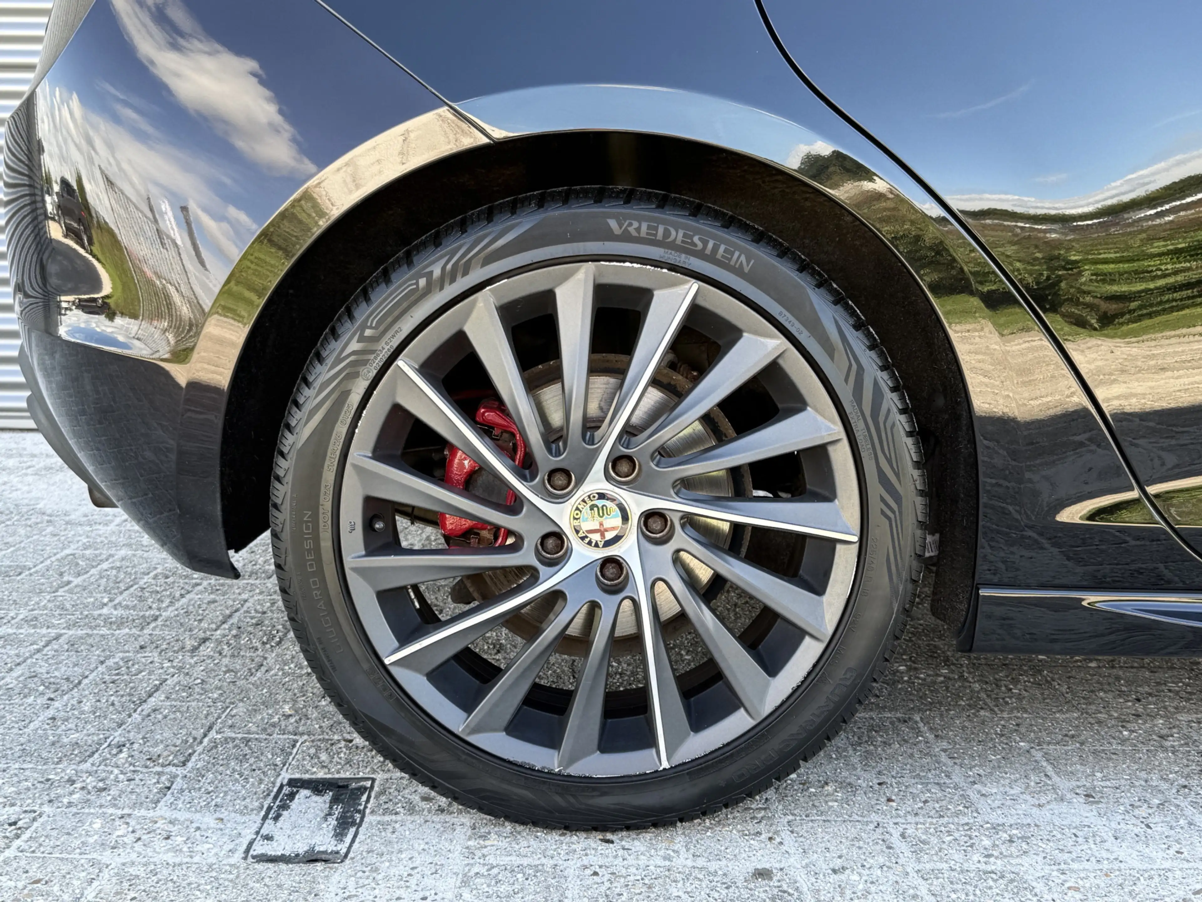 Alfa Romeo Giulietta 1.7 TBi Quadrifoglio Verde | Bose | Stoelverw. | 1 — photo 5