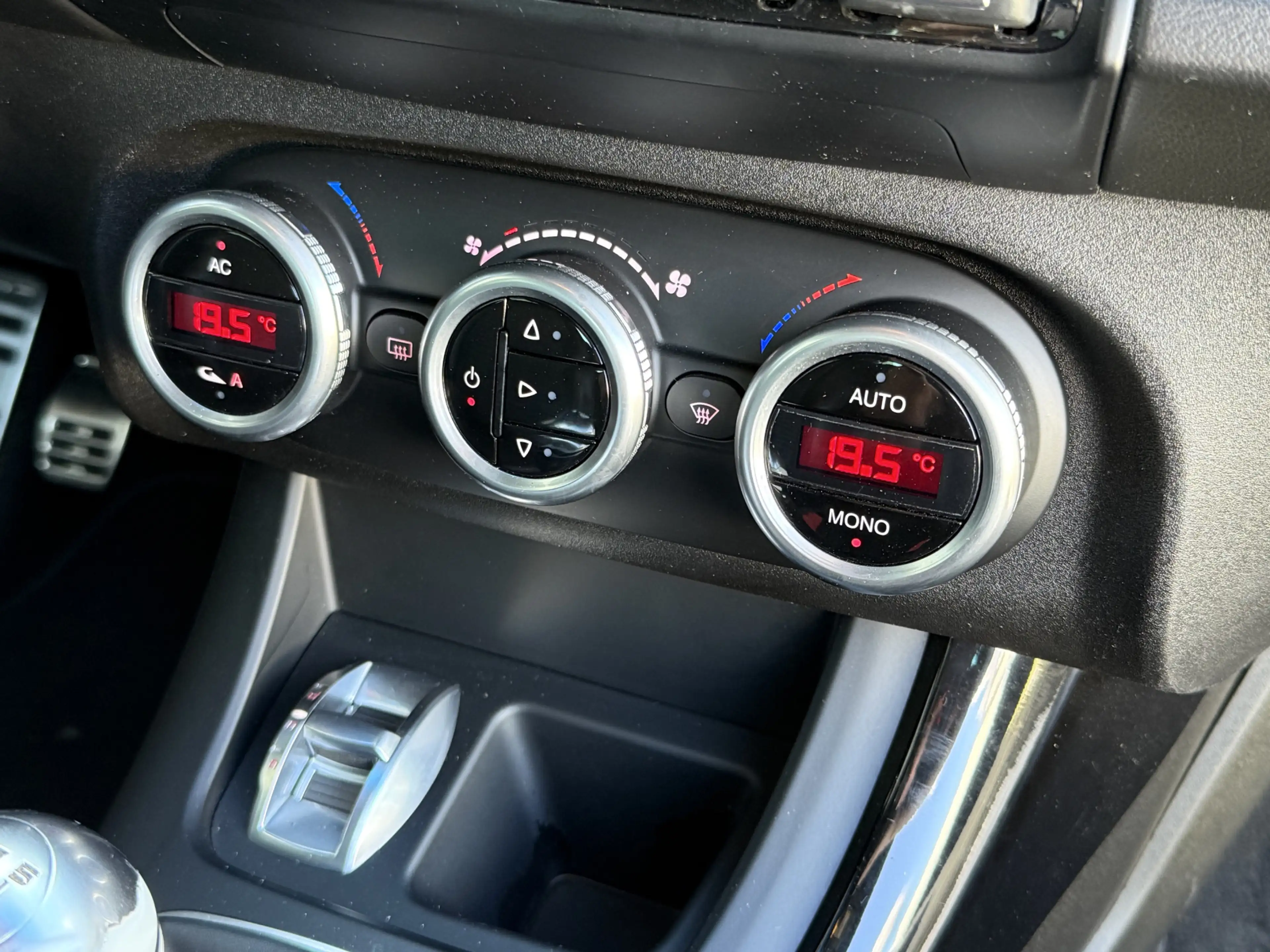 Alfa Romeo Giulietta 1.7 TBi Quadrifoglio Verde | Bose | Stoelverw. | 1 — photo 10
