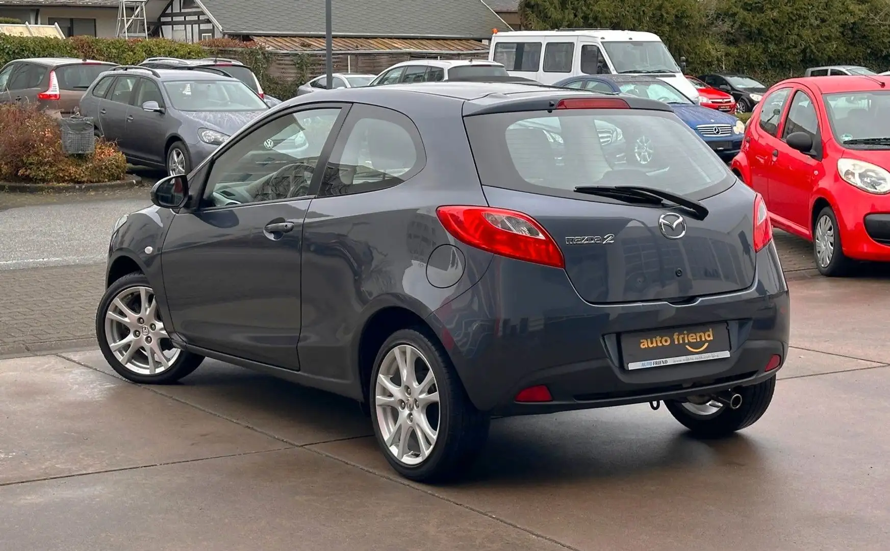 Mazda 2 Lim. 1.3 Impression Sport /SHZ/KLIMA/ALU/TÜV Grau - 2