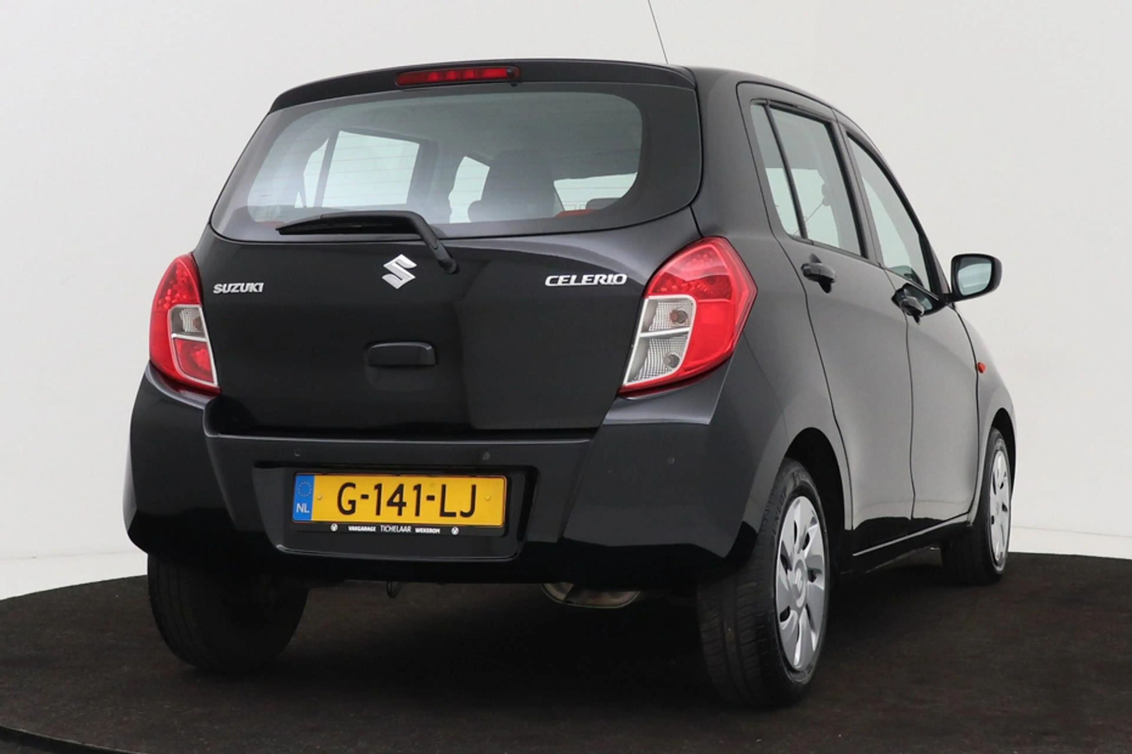 Suzuki Celerio 1.0 Comfort | Navigatie | Parkeersensoren | Org NL — photo 10