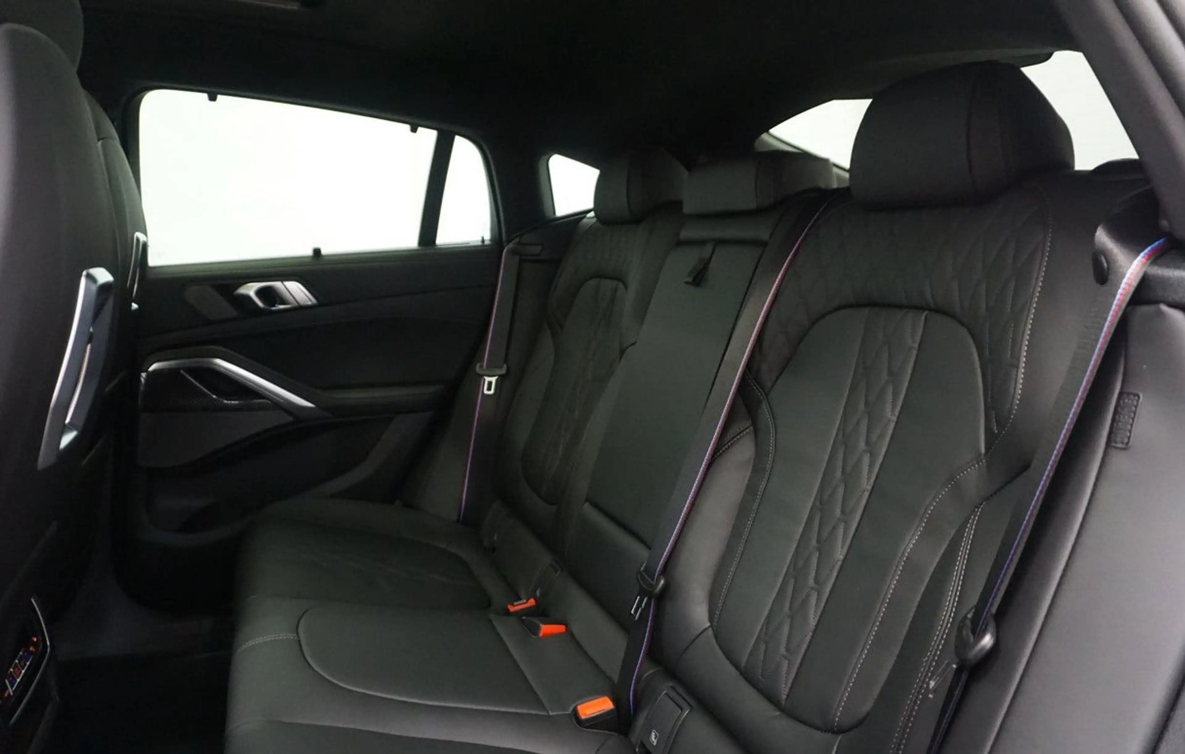 BMW X6 40d xDrive M Sport Pro,Pano,Integral,Massage — photo 13