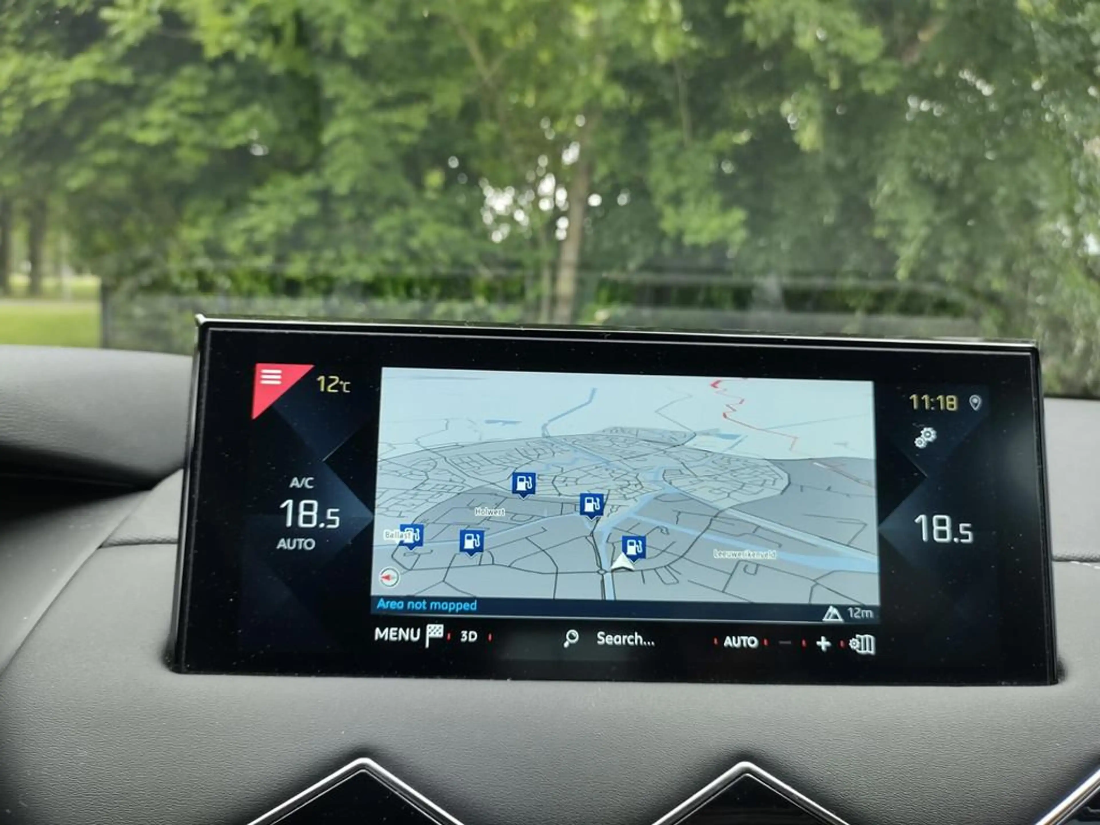DS Automobiles DS 3 Crossback 1.2 PureTech Montmartre — photo 11