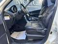 Mahindra XUV500 2.2D W8 FWD Blanc - thumbnail 8