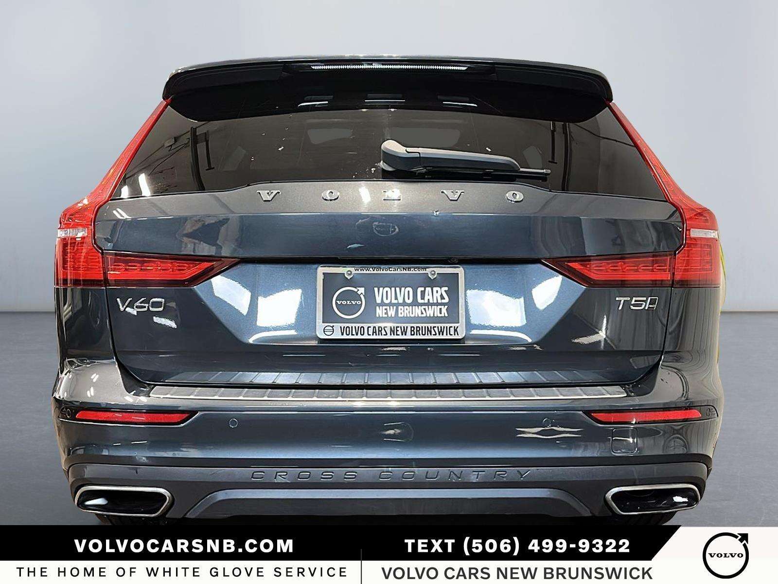 2019 Volvo V60 T5 Momentum | Heated Leather | Pano Sunroof — снимка 1