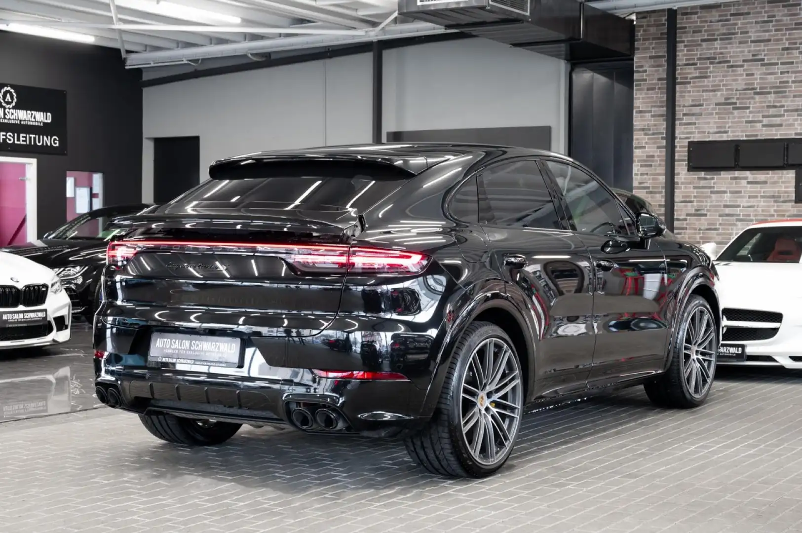 Porsche Cayenne Cayenne Turbo E-Hybrid Coupe Tiptronic S Schwarz - 1