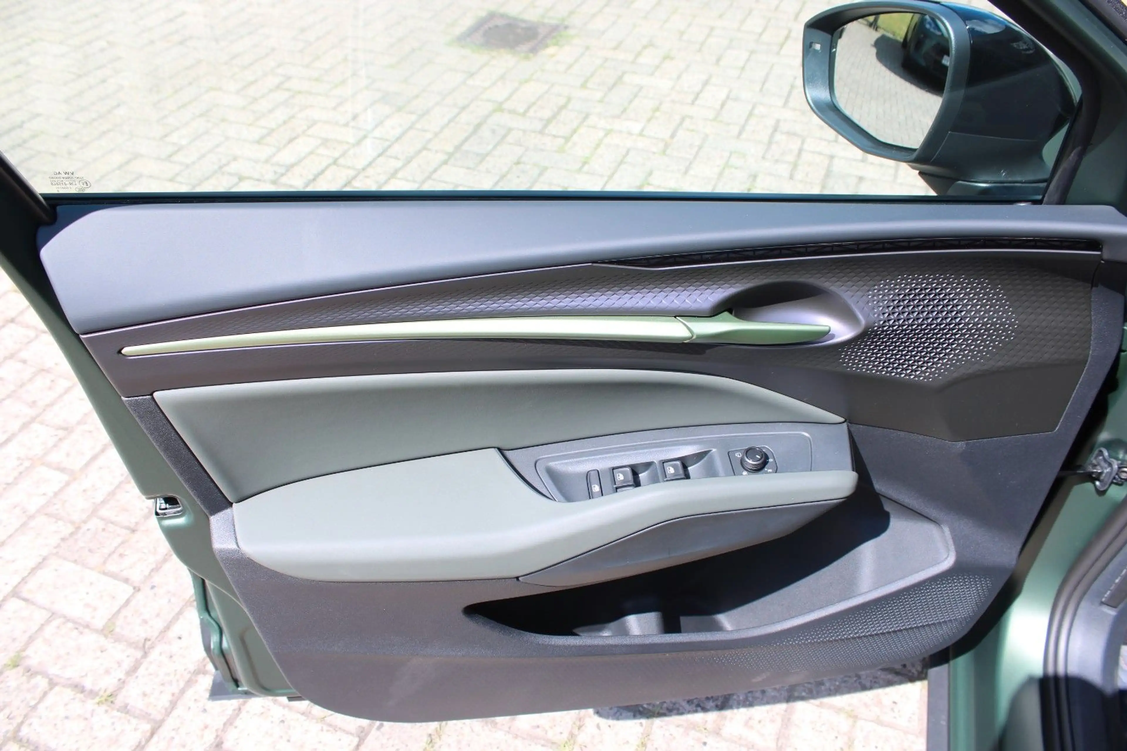 CUPRA Raval VZ Edition Extreme +DCC+MATRIX+PANO+360°++ — photo 6