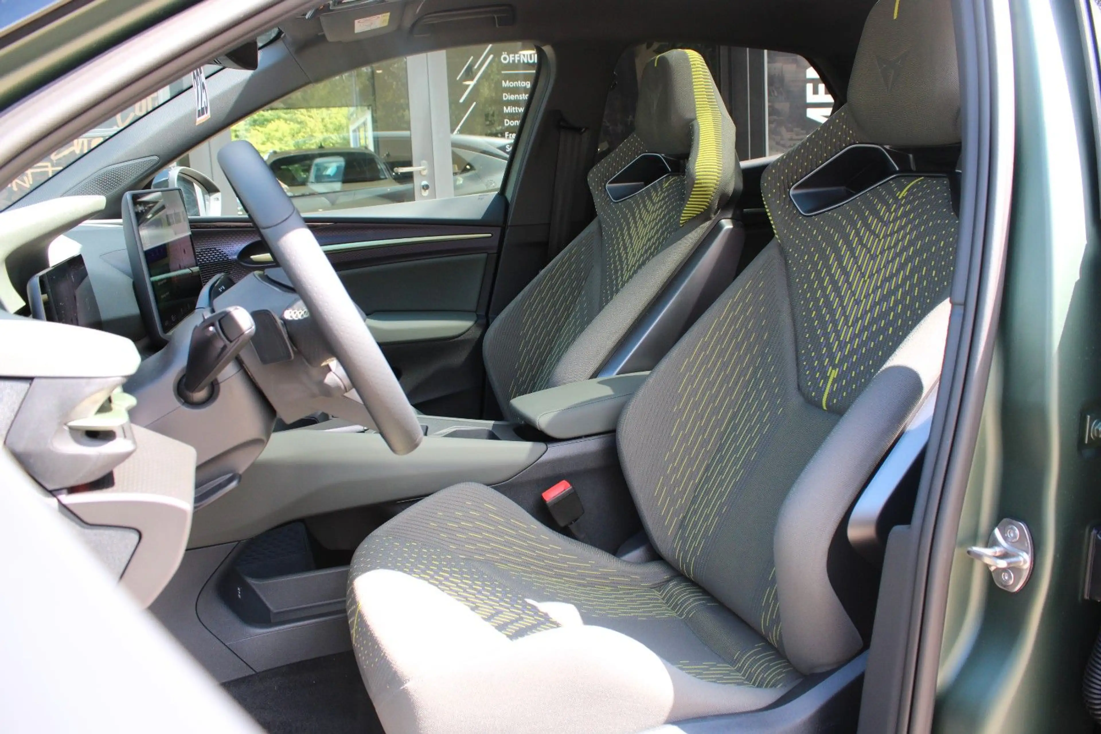 CUPRA Raval VZ Edition Extreme +DCC+MATRIX+PANO+360°++ — photo 15