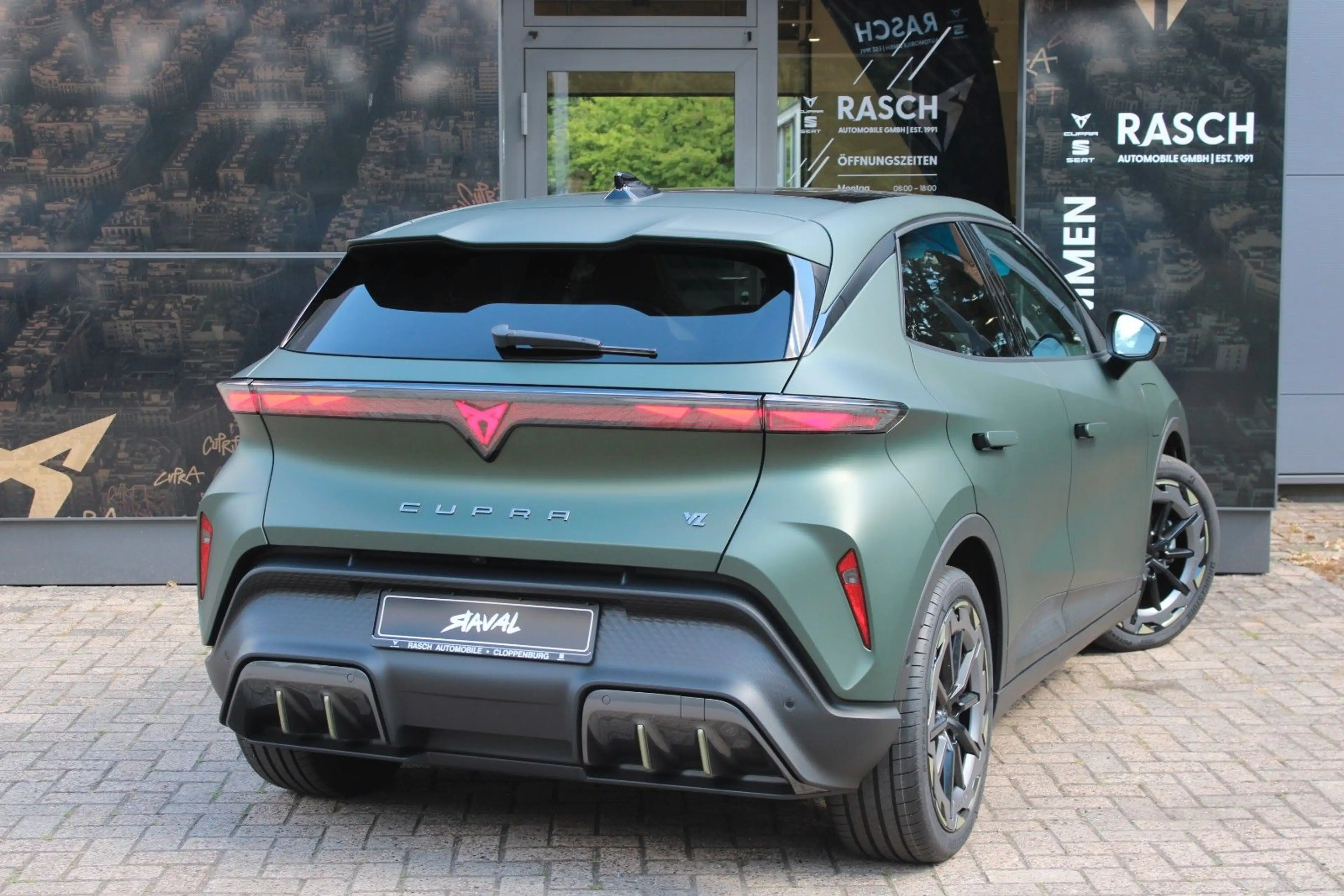 CUPRA Raval VZ Edition Extreme +DCC+MATRIX+PANO+360°++ — photo 3