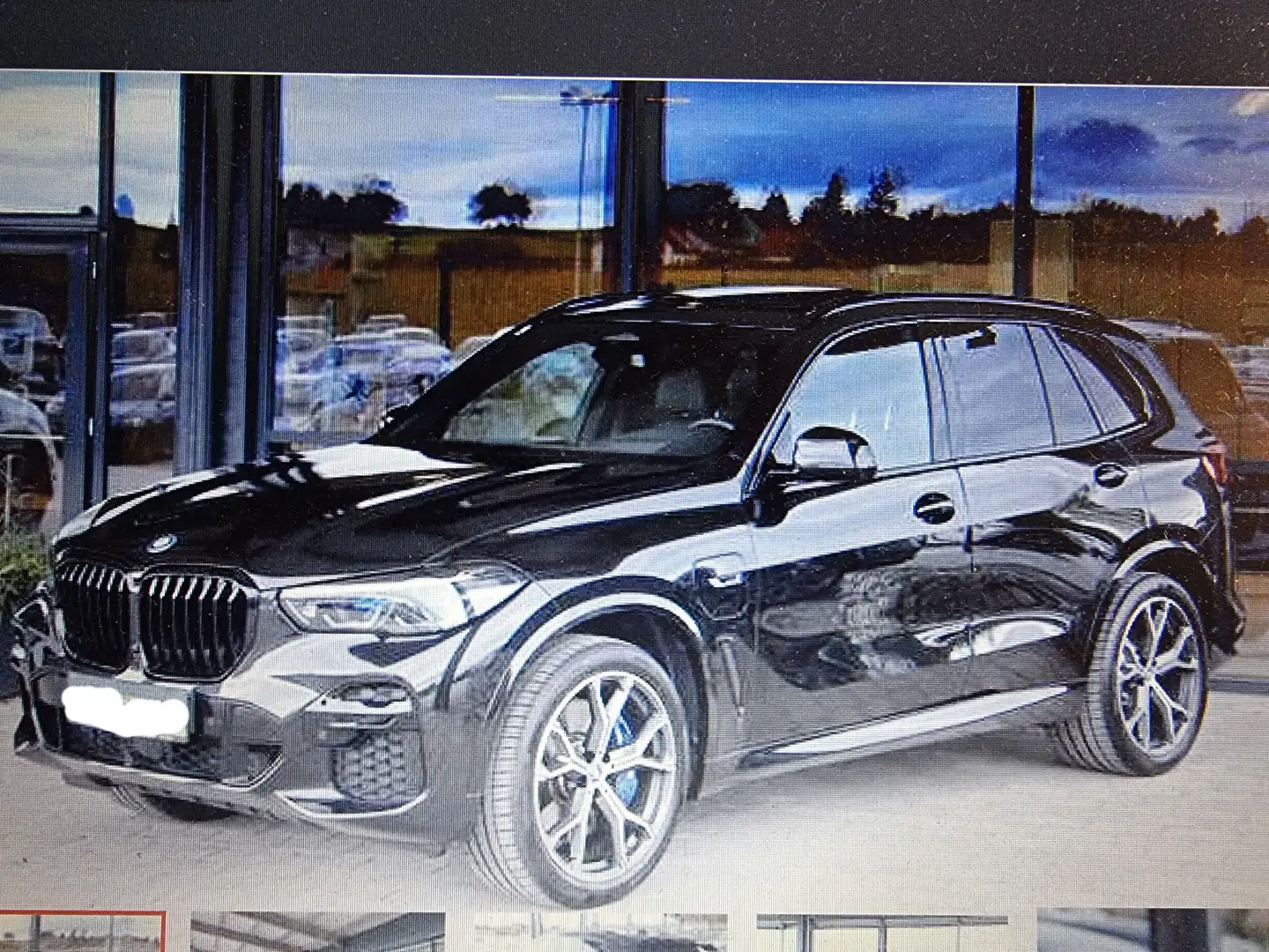 BMW X5 xDrive45e M-Sport Schwarz - 1