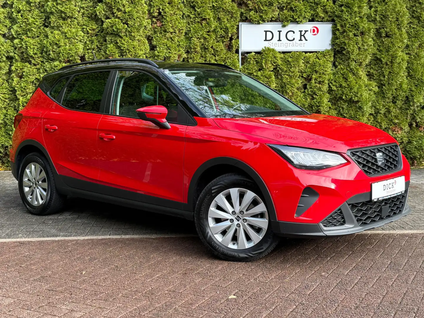 SEAT Arona 1.0 TSI Style LED+NAV+SHZ+ACC+DAB+VIRT+PDC Rot - 1