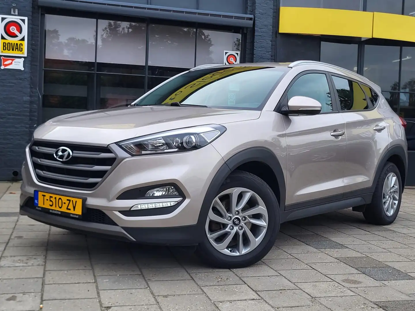 Hyundai TUCSON 1.6 T-GDi i-Motion 4WD | Automaat | Park. Cam. | S Grijs - 1