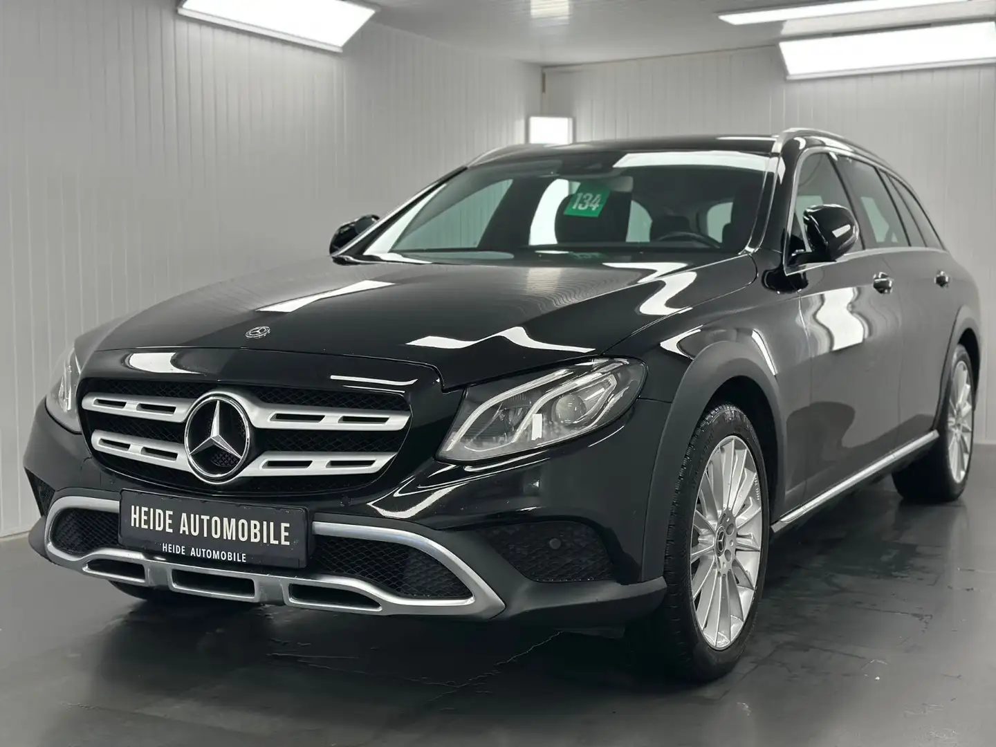 Mercedes-Benz E 220 d 4Matic All-Terrain  Kamera Airmatic Schwarz - 1