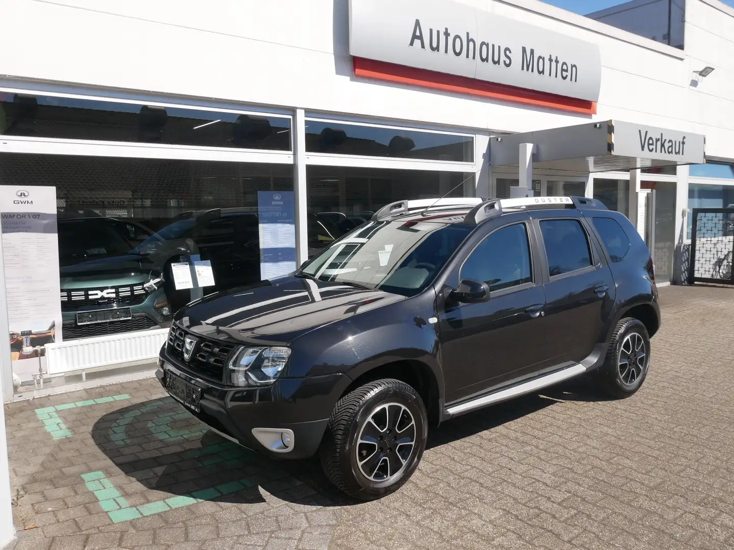 Dacia Duster Black Shadow 4x2 Schwarz - 1