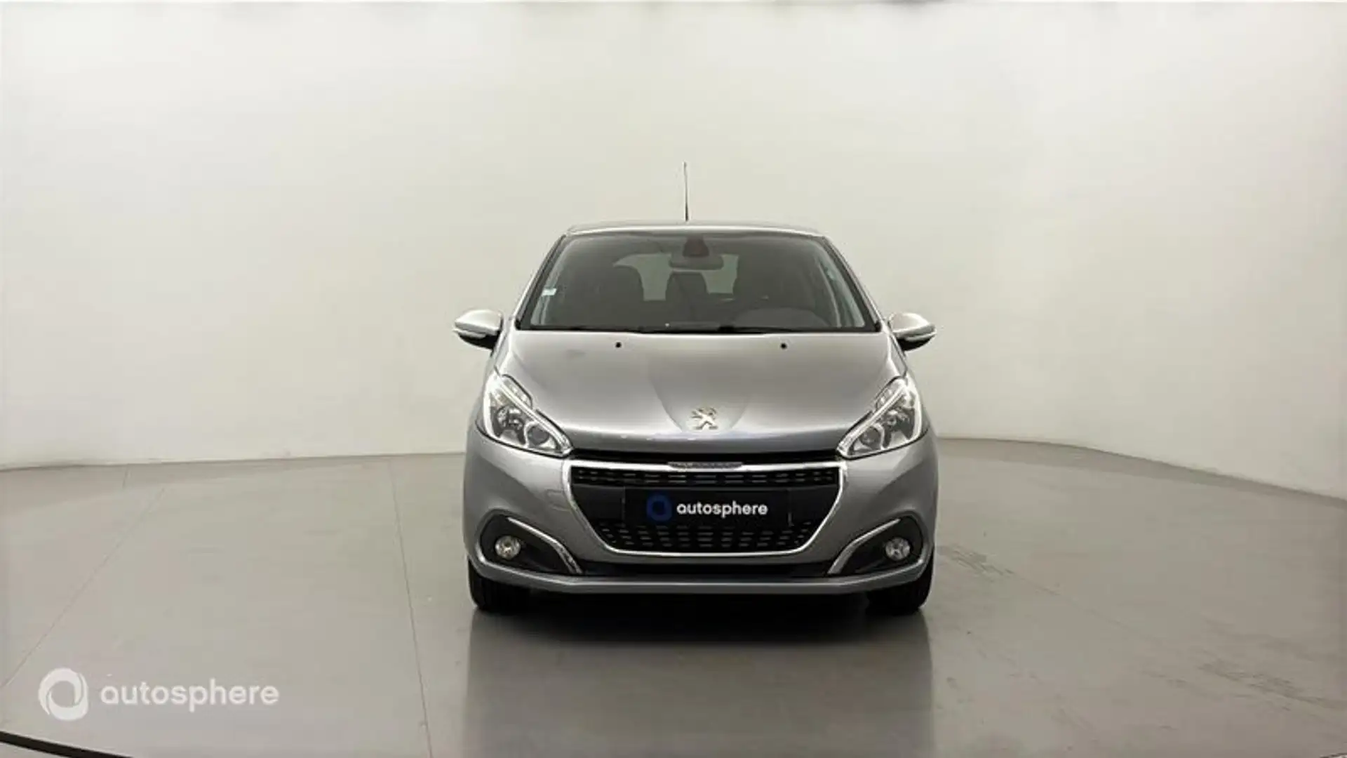 Peugeot 208 1.2 PureTech 82ch E6.c Signature 5p - 2
