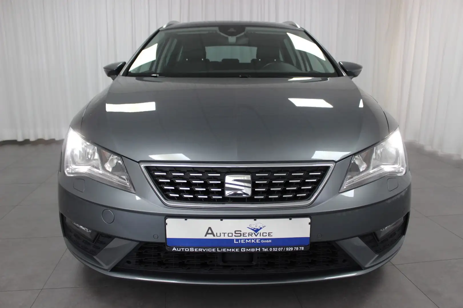 SEAT Leon ST XCELLENCE 125PS NAV TEL SHZ PDC Climatr. Gris - 2