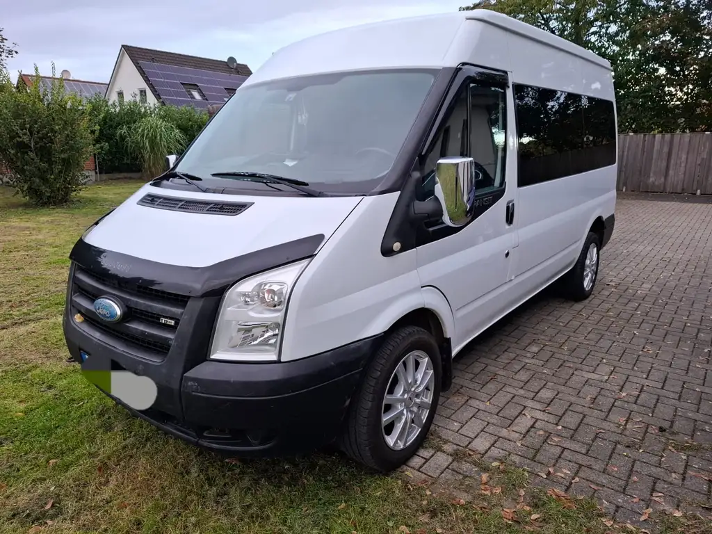 Ford Transit Bus 2007 из Европы — купить под ключ