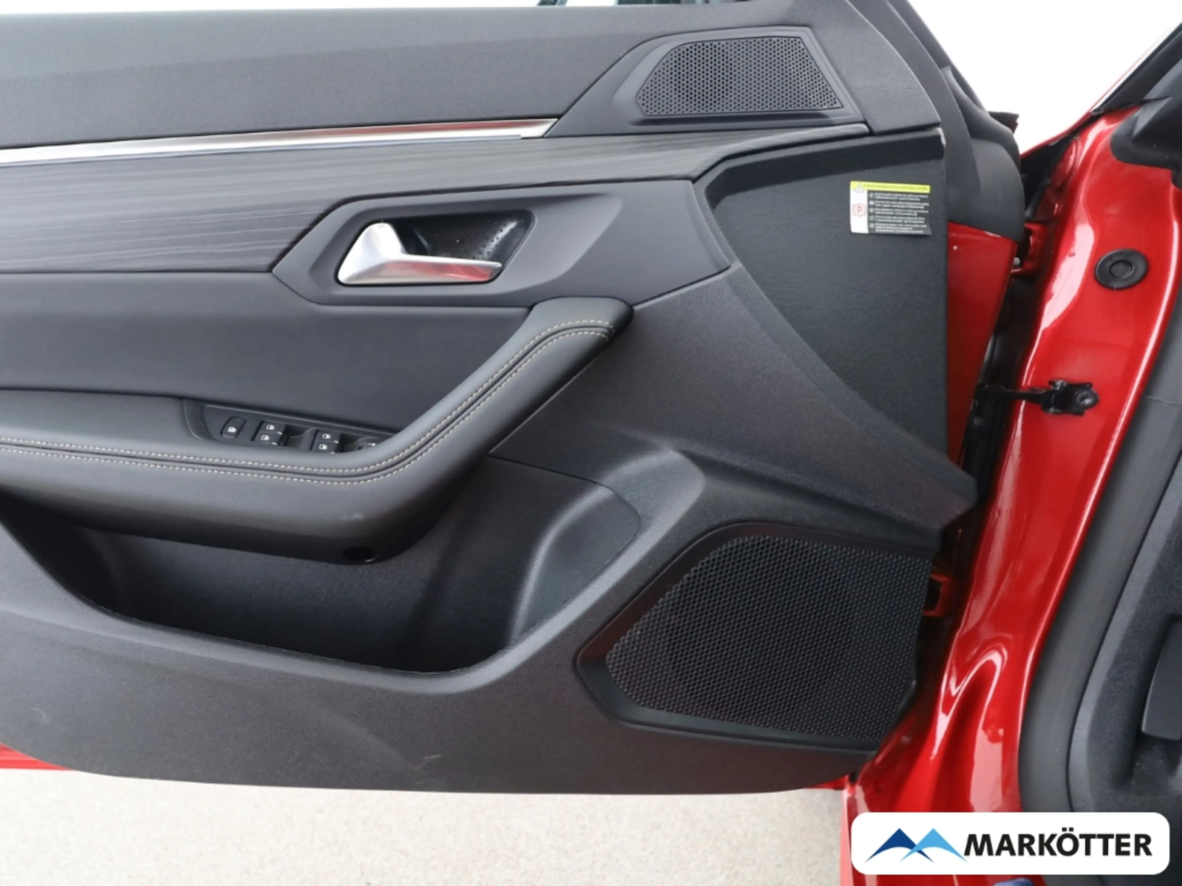 Peugeot 508 SW GT Plug-In Hybrid 225/360°CAM/LED-Matrix — photo 12