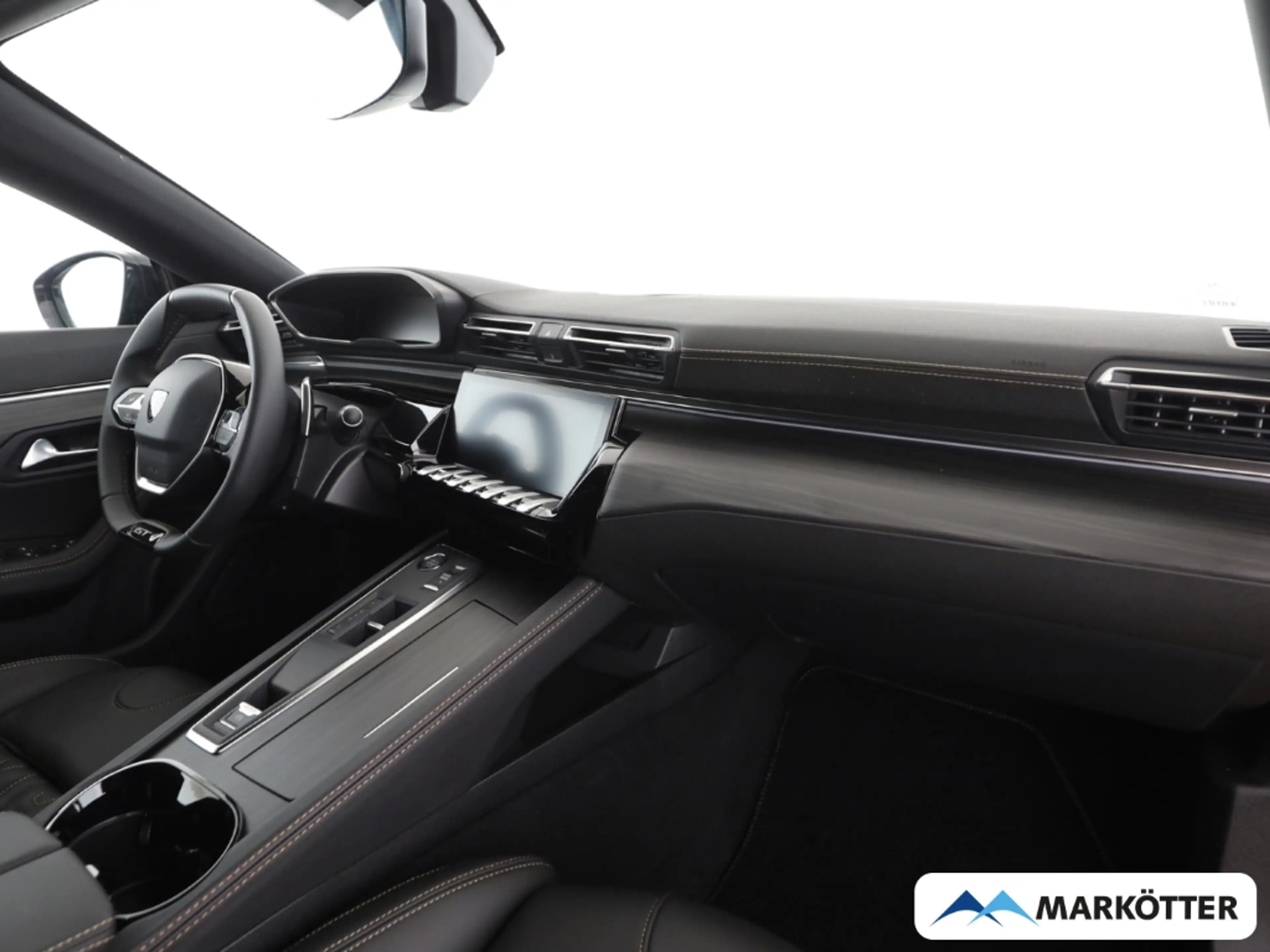 Peugeot 508 SW GT Plug-In Hybrid 225/360°CAM/LED-Matrix — photo 11