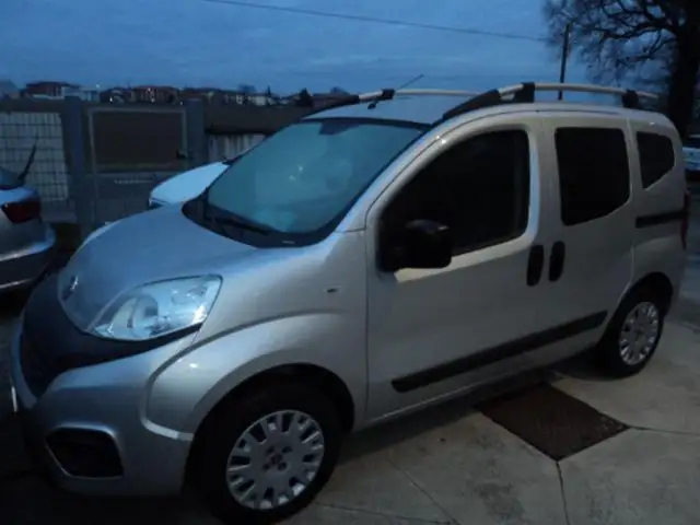 Fiat Qubo 1.4 8V 77 CV Easy Natural Power