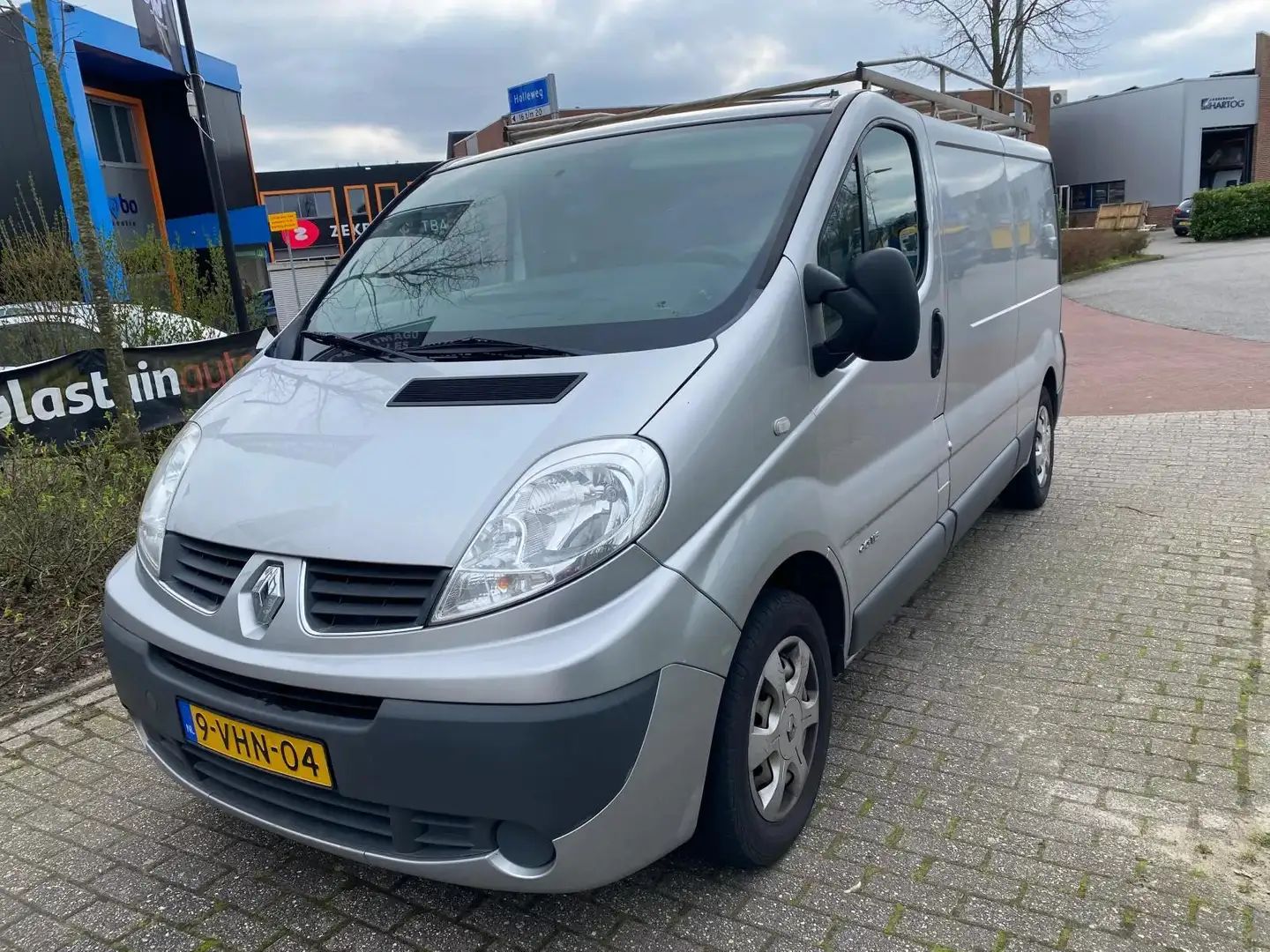 Renault Trafic 2.0 dCi T29 L2H1 ENKELE CABINE ZILVER AIRCO siva - 1
